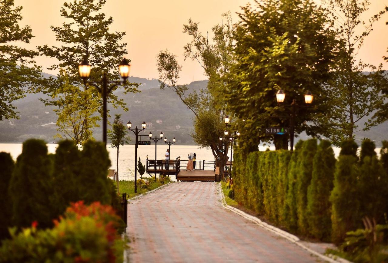 Nibras Villa Resort Hotel Sapanca Bagian luar foto